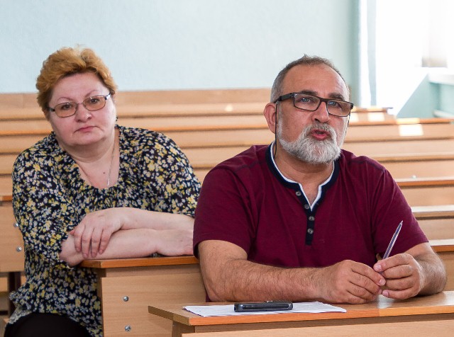 Незмінний натхненник і організатор Школи відкритого розуму - професор Університету імені Яна Кохановського в Кельцах Олег Лещак та доцент нашого університету Наталія Кучма